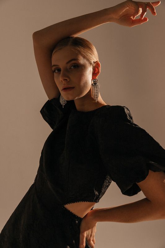 женский портрет, студийный портрет Женский портретphoto preview