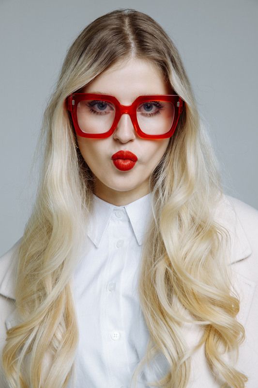 женский портрет, студийный портрет Женский портретphoto preview