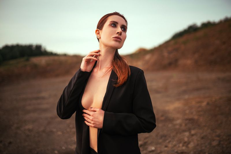 Helena in jacketphoto preview