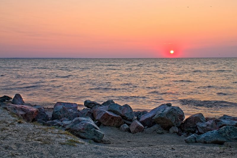 море, рассвет, камни, Рассвет возле камнейphoto preview
