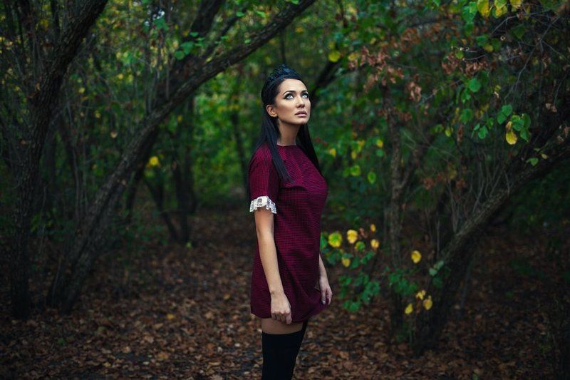 girl forest markavgust maphoto  ***photo preview