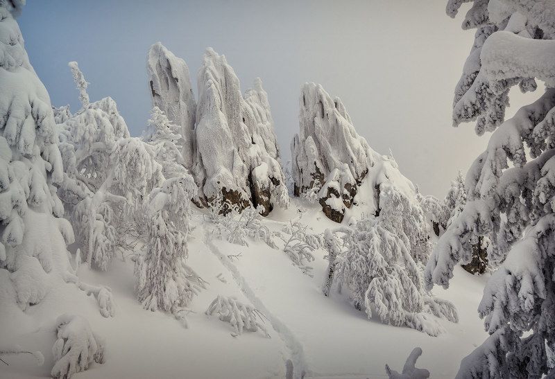 горы, скалы, камни, зима, снег, сугробы, пейзаж, таганай, урал Скалы в сахарной глазуриphoto preview
