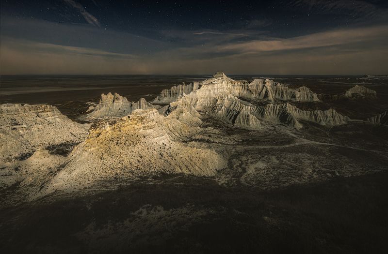 мангистау,мангышлак,казахстан,скалы,звёзды Актологайphoto preview