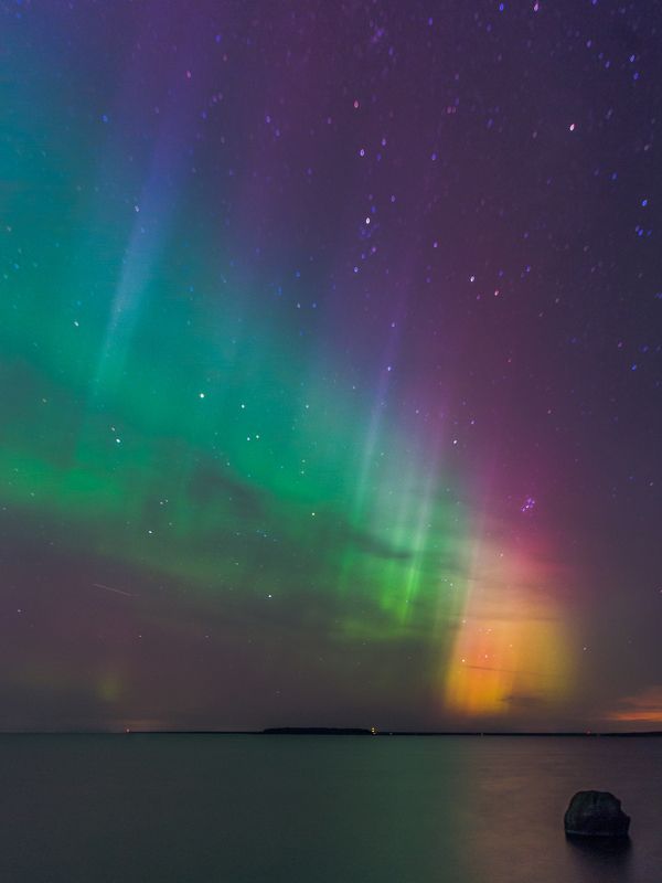 #eesti, #estonia, #estonia_at_night, #virmalised, #aurora, #auroraborealis, #northernlights, #colourfulsky, #greensky, #northernlightsphotos, #nightskychasers, #nightsky, #nightphotography, #visitestonia, #aurorahunting, #earthpix, #beautifuldestinations, ---photo preview