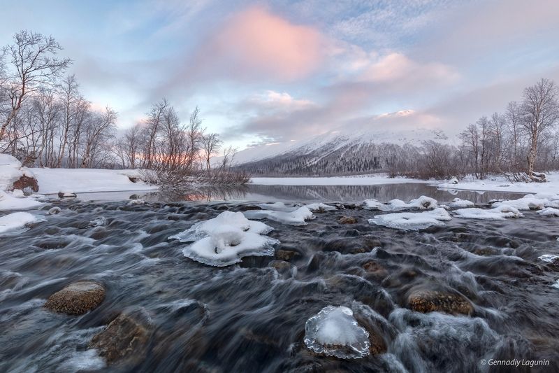снег, snow, река, river, лес, forest, лёд, ice, облака, clouds, гора, mountain, хибины Утро на рекеphoto preview