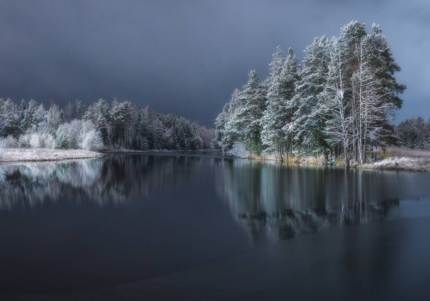 Отражения ноября. Автор: Михаил , Михаил