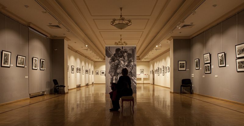 на выставке Лагранжаphoto preview