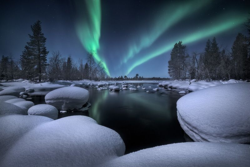 Река, сияние, лунаphoto preview