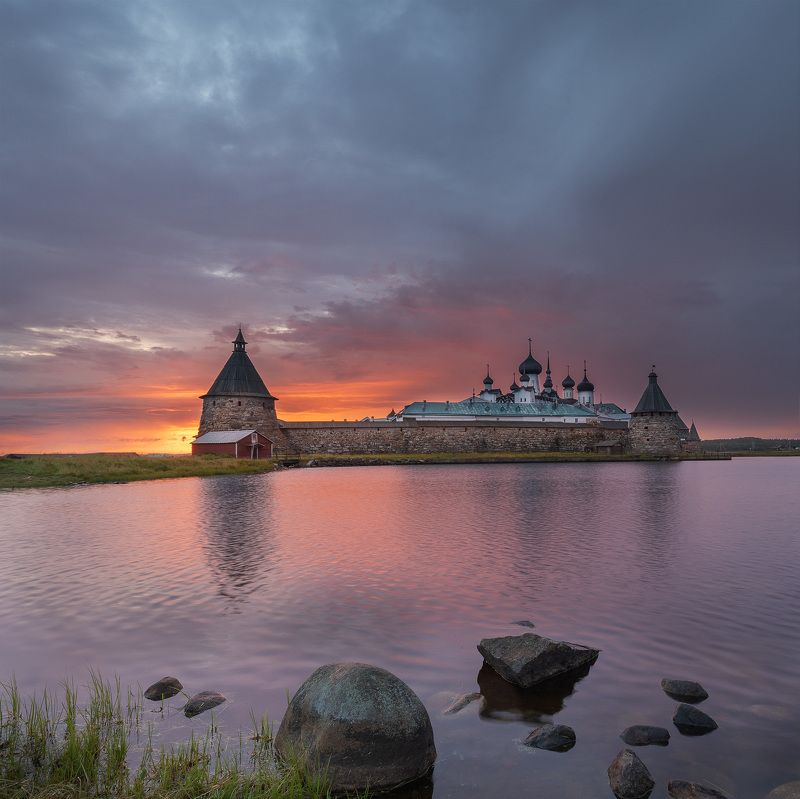 #соловки #solovki #белоеморе #russia #соловецкиеострова #север #русскийсевер #solovetskyislands #russiannorth #соловецкиймонастырь #монастырь #соловецкийостров #русский_север #насоловки #lake #архангельскаяобласть #travel #крепость Из серии Соловкиphoto preview