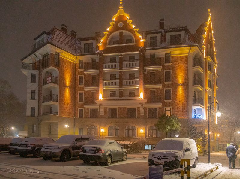 Зеленоградск, курорт. архитектура, зима, снег, стрит, 2022, Свирин Вадим, дом, улица, Рождество, Россия «Снежный Зеленоградск»photo preview