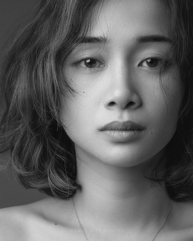 asian, vietnam, vietnamese, portrait, face, women, female, studio, glamour, bw, black and white, mood, mood portrait * * *photo preview