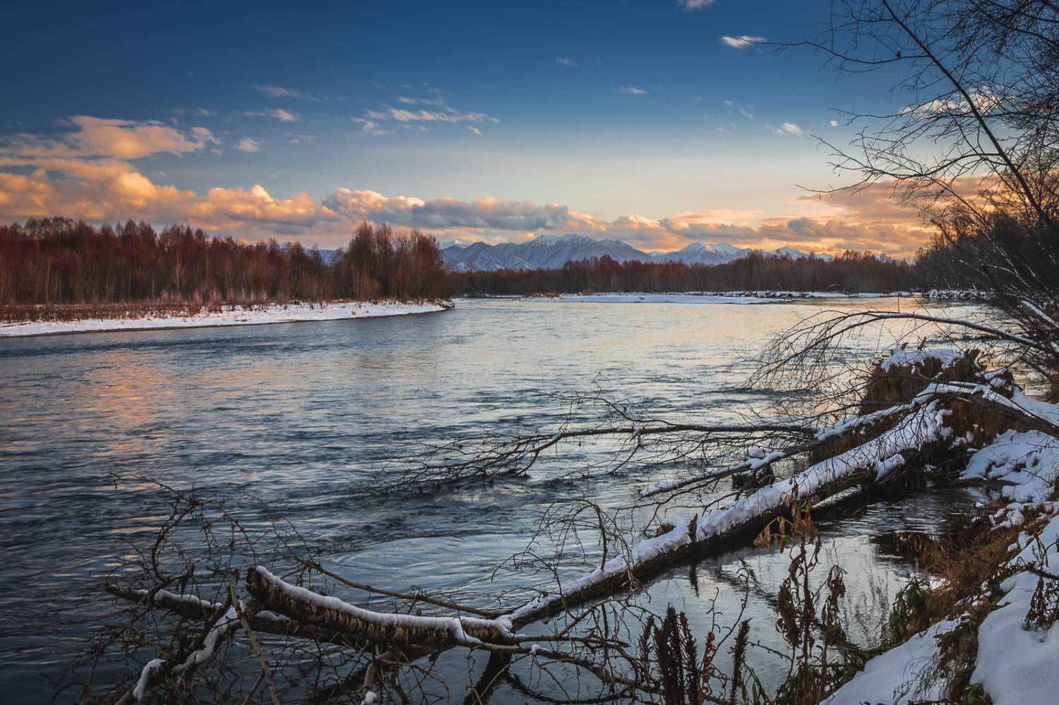 .... Автор: Евгений Житников река камчатка камчатский край верхняя камчатка, Евгений Житников