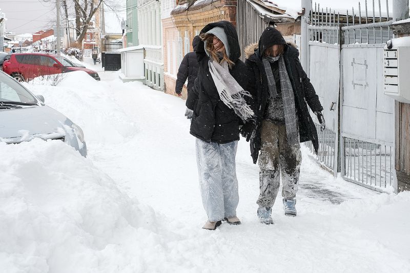 зима город улица прохожие Зимний день... фото превью