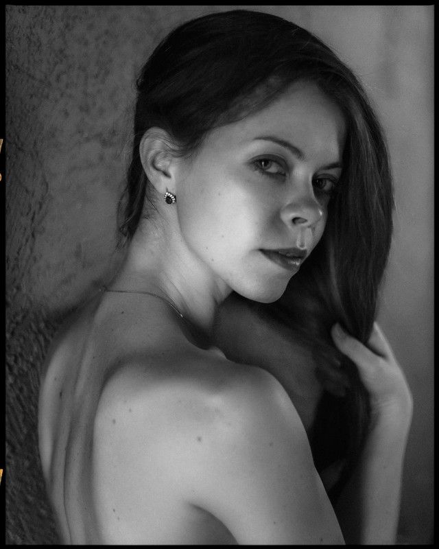 портрет, женский портрет, женская красота, девушка, чб, чернобелое, гламур, модель, model, glamur, portrait, bw, black and white Маринаphoto preview