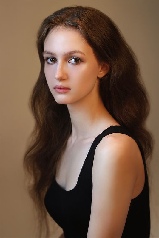 girl, model, studio, portrait, photography, fine art Annephoto preview