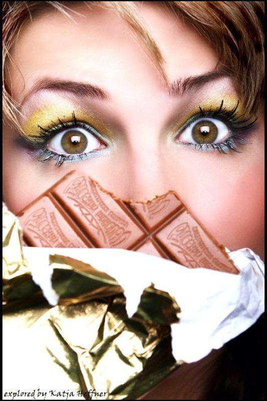 девушка глаза гламур точка запятая русский шоколад, ротик будет радphoto preview