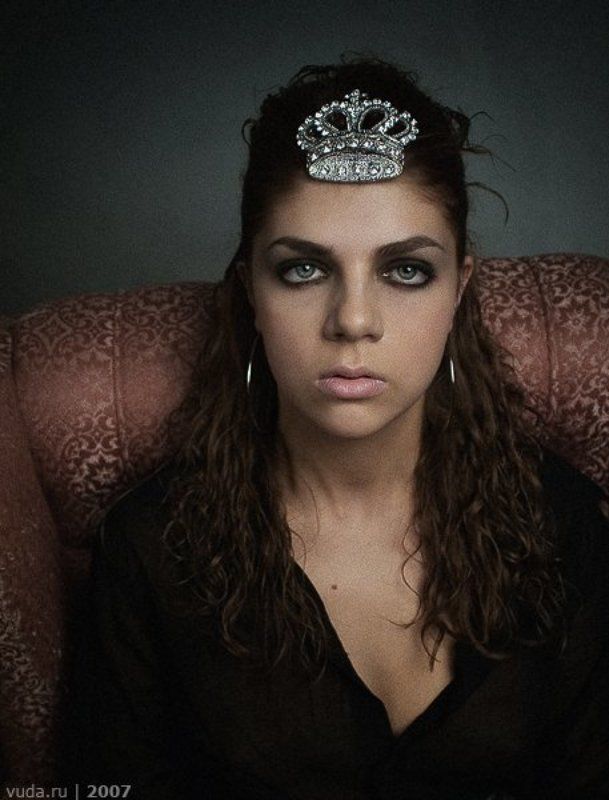 Маша в короне.photo preview