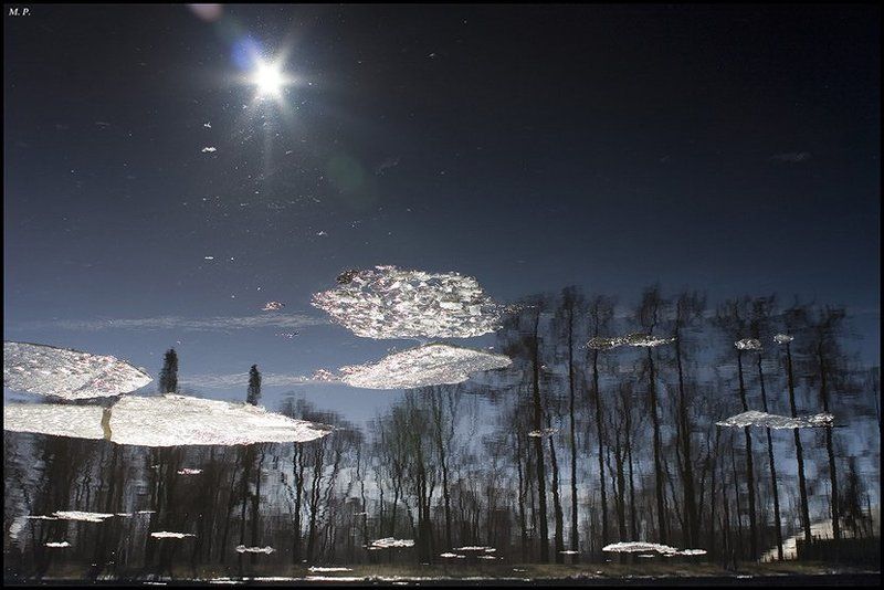 отражение Солнечнаяphoto preview