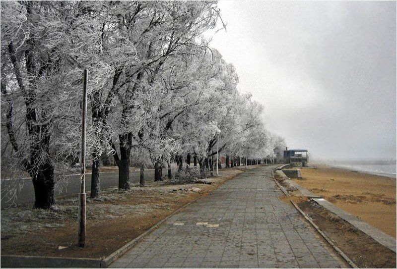 пляж, иней, песок, одиночество, пляжники пляж без пляжниковphoto preview