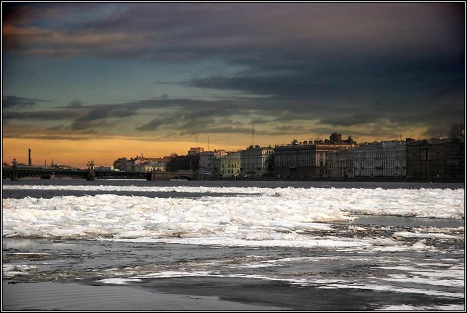 петербург, город, питер, нева, река, вода, лёд, льдины, здания, дом, небо, закат, dyadyvasya, Дмитрий Шамин