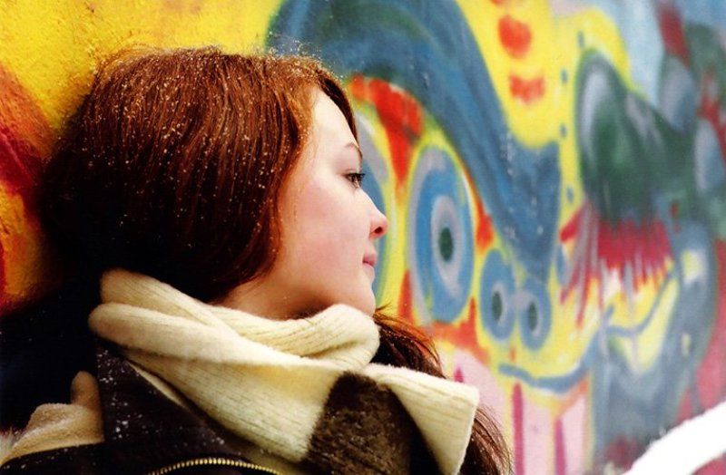 только её яркостьphoto preview