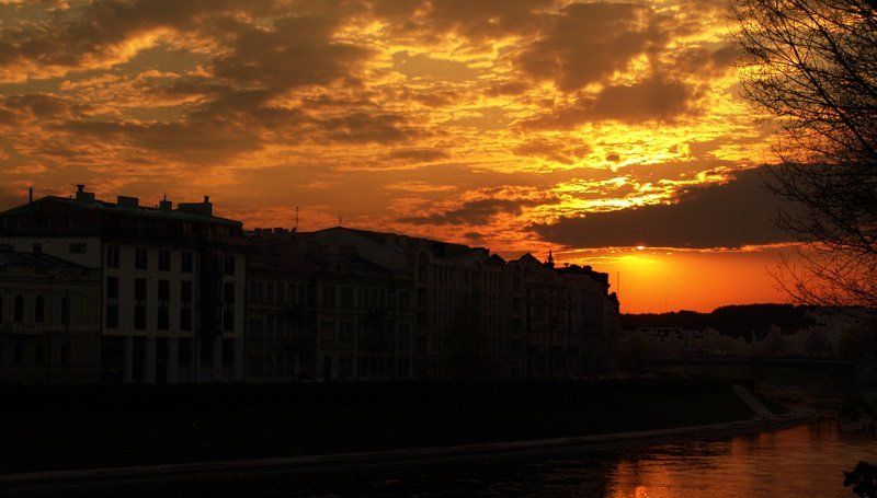 закат, набережная, вильнюс Городской...photo preview