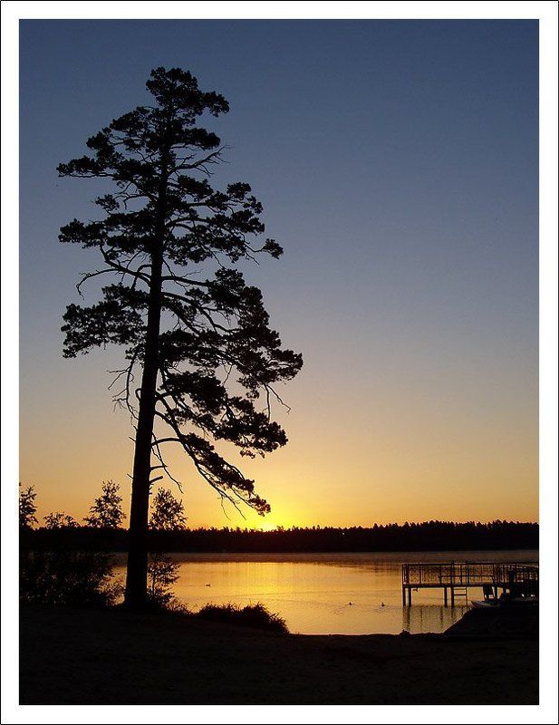 белое озеро, рассвет, лето Рано утром на рассвете...photo preview