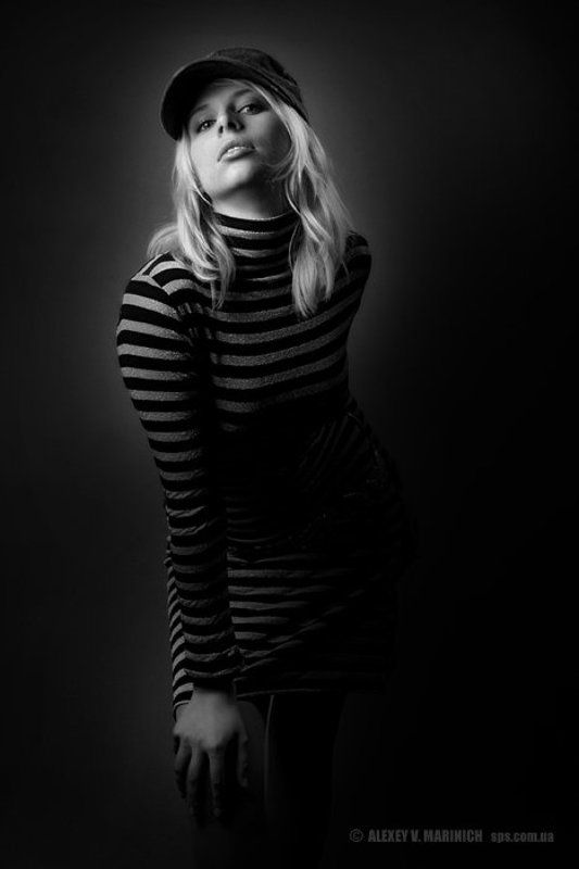 Из темноты...photo preview