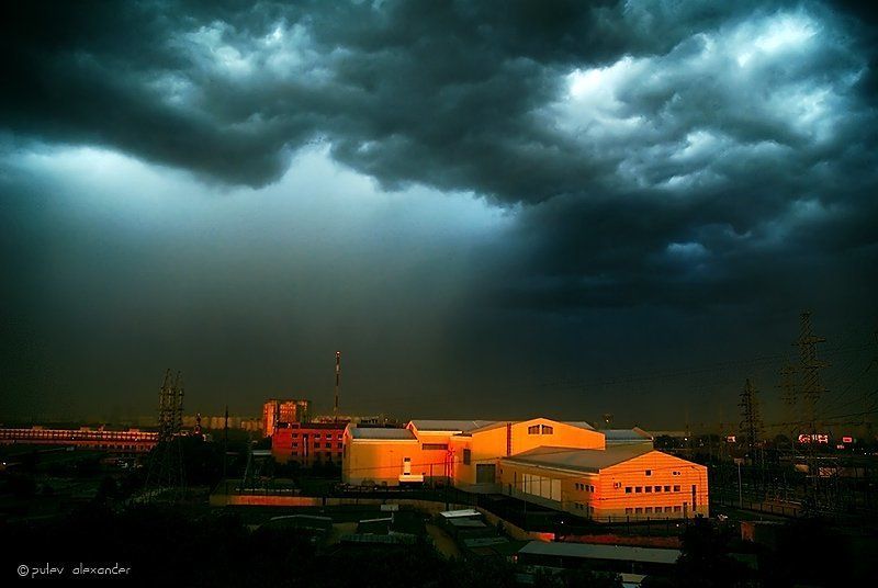 москва,1 июня,гроза,тучи,небо,тушино Москва, Тушино,пт, 1 июня, 5:30 фото превью