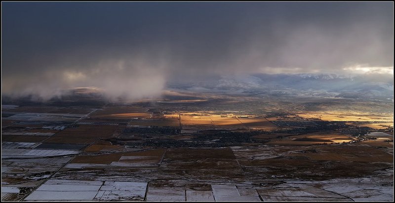 Однажды ранним зимним утром в Невадеphoto preview