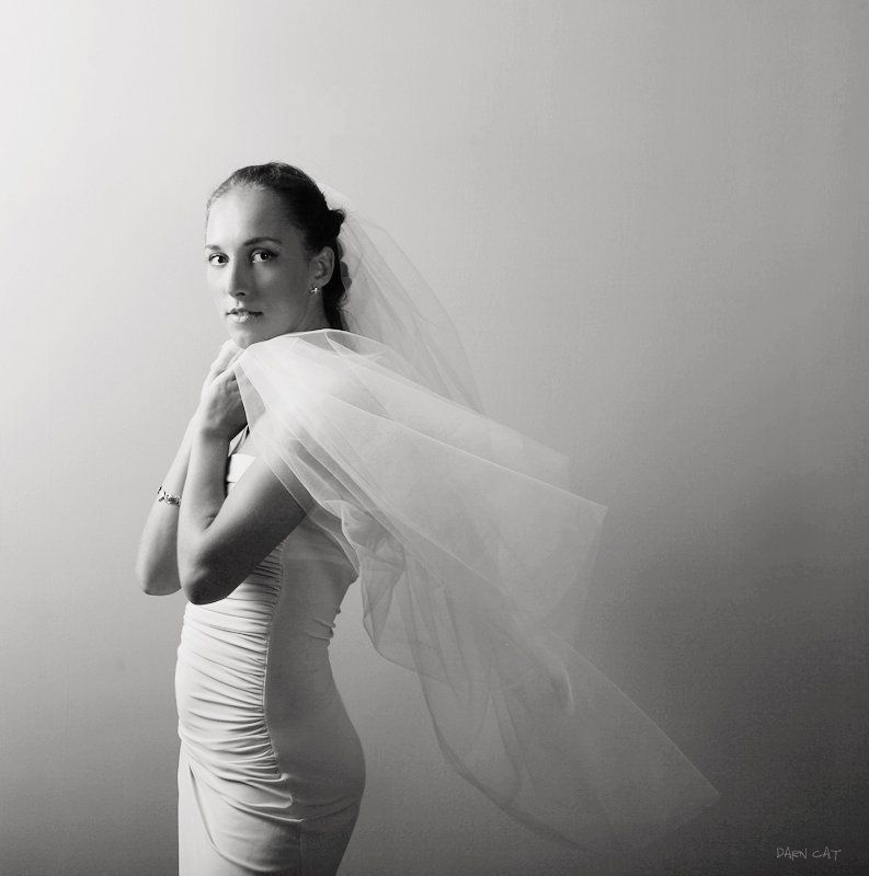 she, она, портрет, простой, белый, девушка She...photo preview