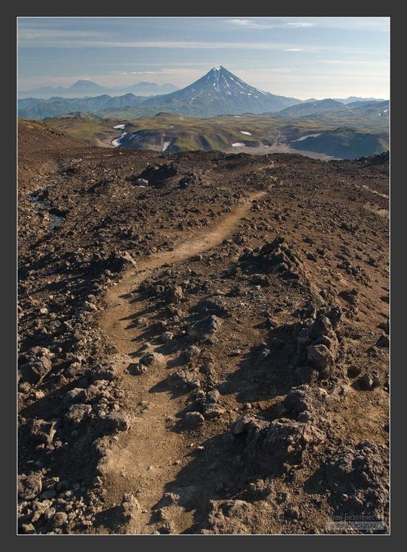 камчатка, вулканы, горелый, вилючинский, авачинский, корякский По тропе спускаясьphoto preview