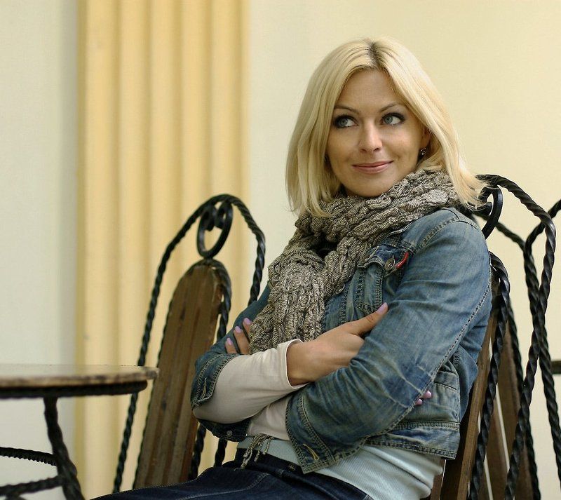 девушка, улыбка, кафе, катя, шепелева photo preview