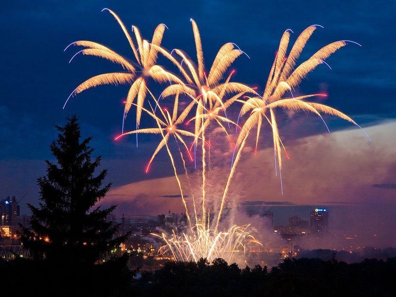 фейрверк, салют День города Новосибирскаphoto preview