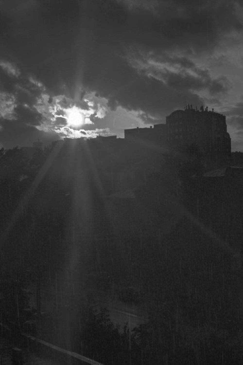 Сквозь грозы сияло нам солнце..... Автор: Андрей Ерумов , Андрей Ерумов