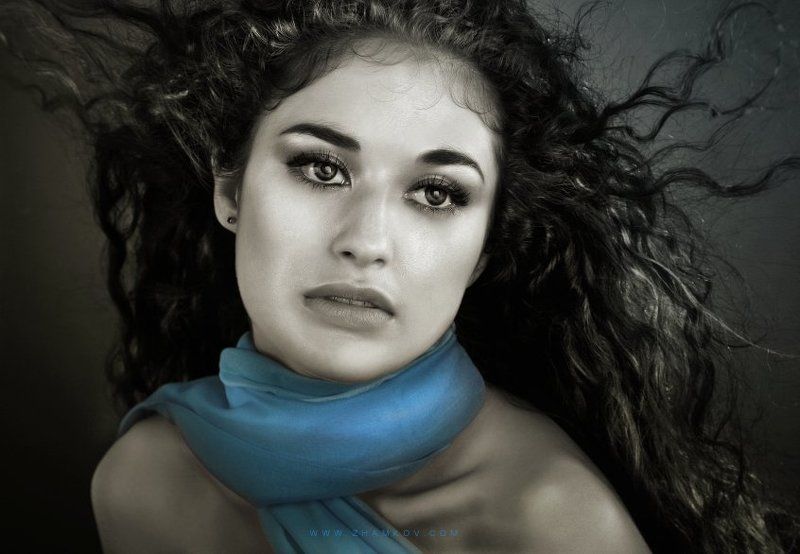 Blue scarfphoto preview