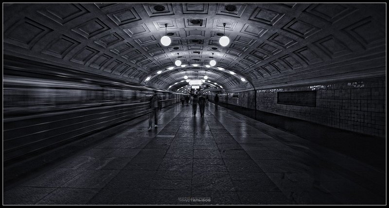 Суета подземки...photo preview