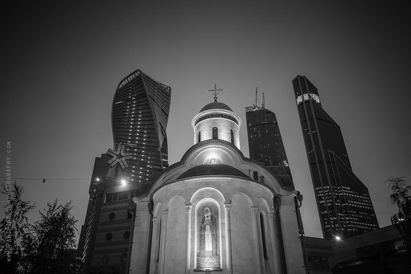 Москва, пейзаж, город, Москва-сити, церковь, чб, городской пейзаж, Moscow, cityscape, bw, black&white, church, Moscow-city, city Город без цветаphoto preview