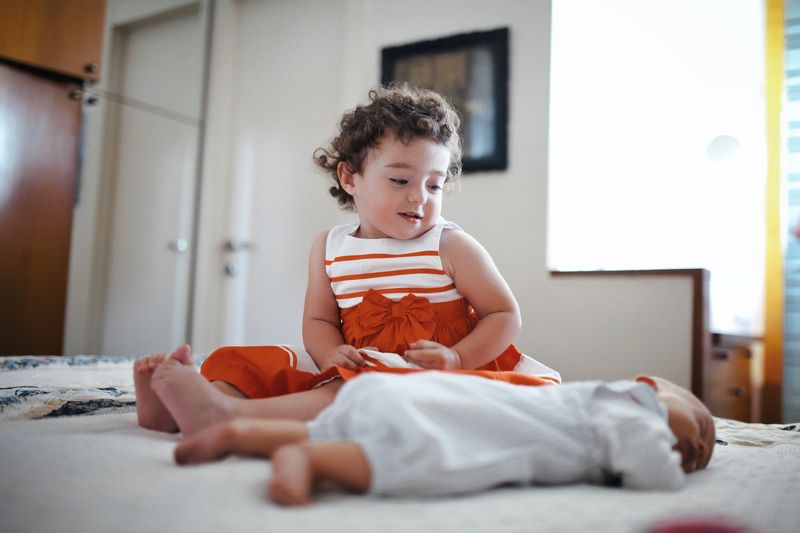 брат, сестра, семья, малыши Младший братphoto preview