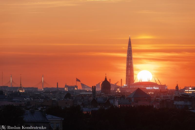 санкт-петербург, закат, лахта-центр, лахта, небоскреб, прострел, зенит арена, газпром арена, казанский собор, композитная фотография, time blending Закат над Санкт-Петербургомphoto preview