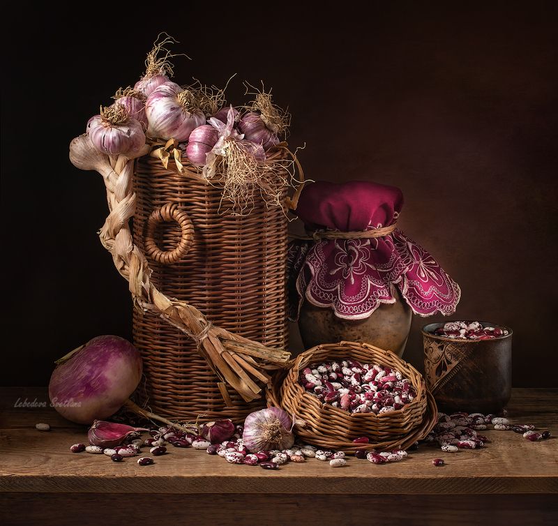 фасоль, натюрморт С чесноком и фасольюphoto preview