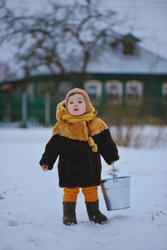 деревня, снег, зима, дом, шуба, дети, ребёнок, ведро, мороз, kids, nikon, winter, snow photo preview