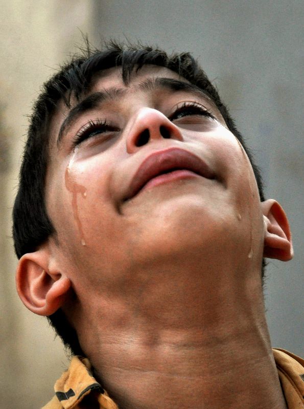 Yes, it is raining heavily....the skyphoto preview