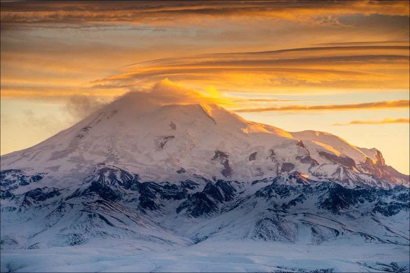 кавказ, эльбрус Эльбрус на закатеphoto preview