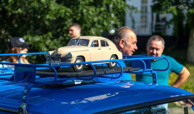 ретро, СССР, автомобиль, игрушка, автопробег, улица, фотография, Свирин Вадим, Калининград, Россия, retro, USSR, car, toy, rally, street, photography, Vadim Svirin, Kaliningrad, Russia «Победа»photo preview