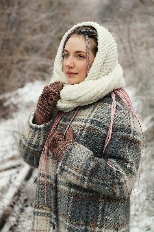 girl, model, winter, carol, snow, fairytale, fine art, aesthetic, portrait, photography Winter carolphoto preview