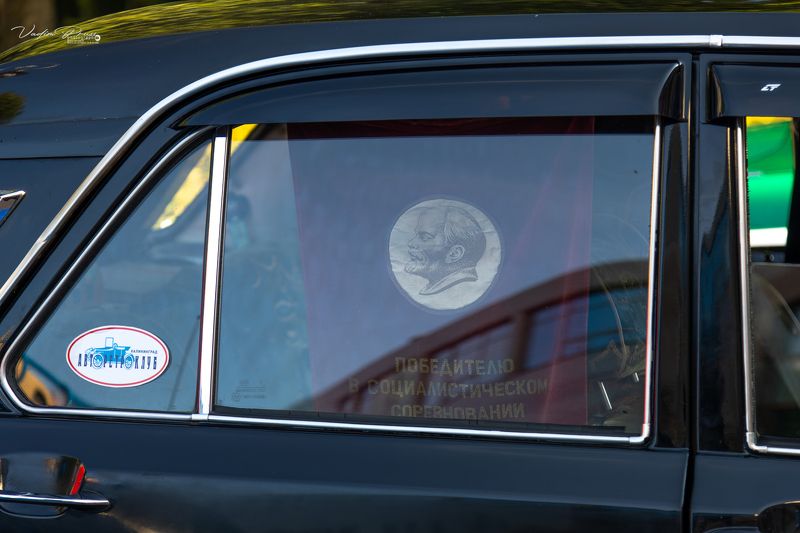 ретро, СССР, автомобиль, игрушка, автопробег, улица, фотография, Свирин Вадим, Калининград, Россия, retro, USSR, car, toy, rally, street, photography, Vadim Svirin, Kaliningrad, Russia «Победитель»photo preview