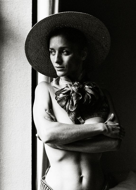 Black and White, Analog, Fashion, Femmefatale, Monochrome  Memories are nicephoto preview