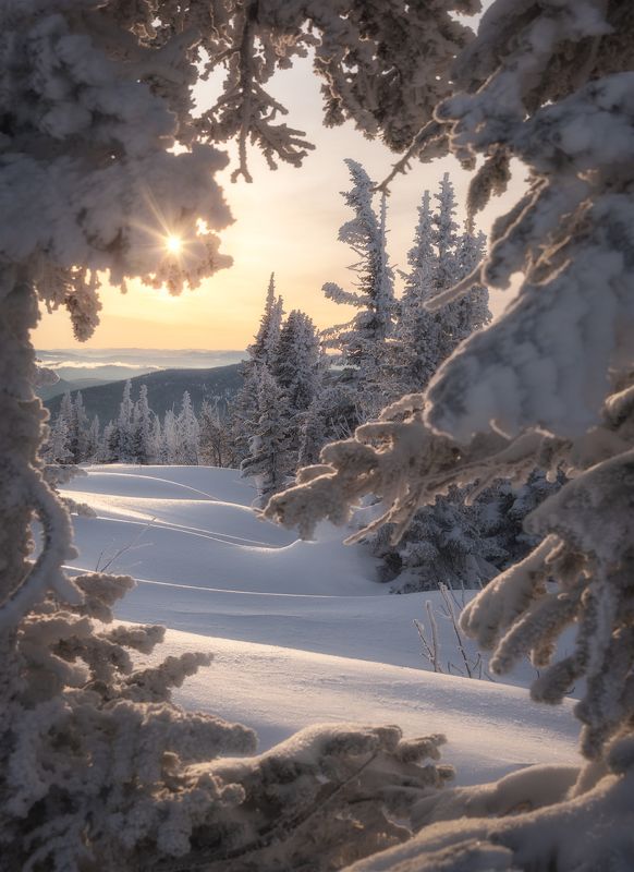 шерегеш, горная шория, кемеровская область, куржак, рассвет в горах, зимний рассвет, краски зимы, зимний пейзаж, зима Окошко в сказкуphoto preview
