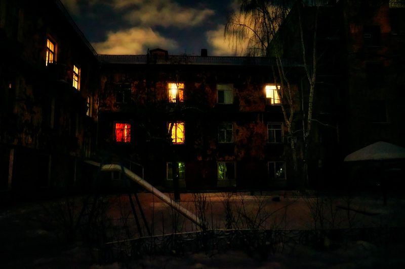 Старые глаза домов...photo preview